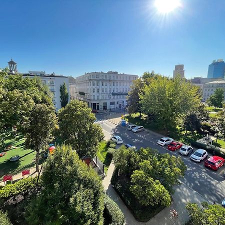 Pl. Dabrowskiego 12 By Homeprime Varşova Dış mekan fotoğraf