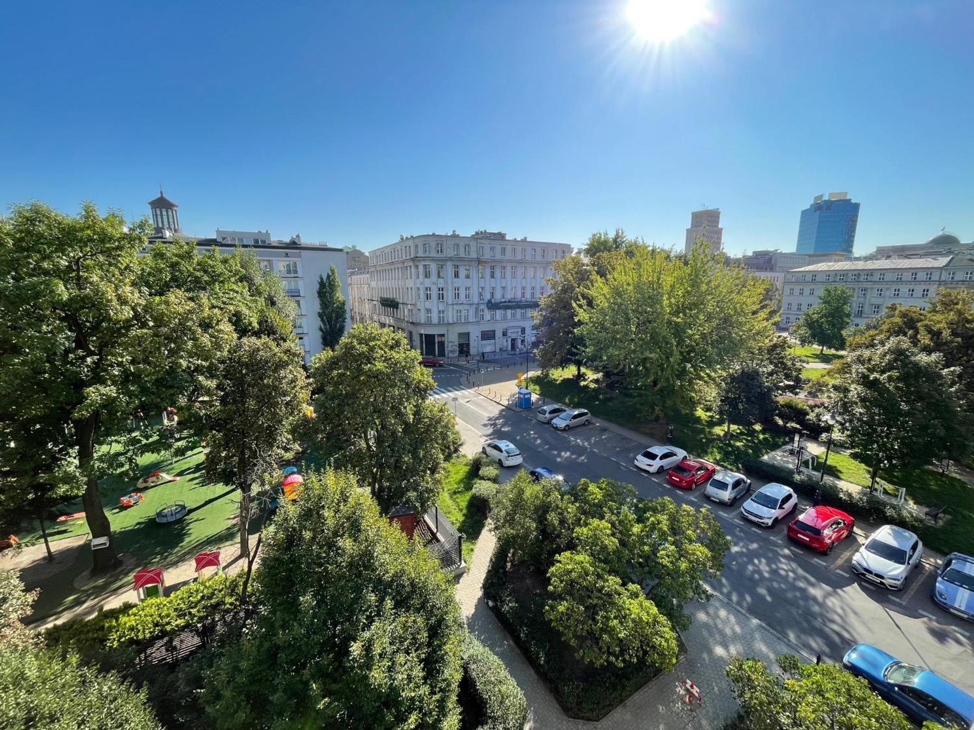 Pl. Dabrowskiego 12 By Homeprime Varşova Dış mekan fotoğraf